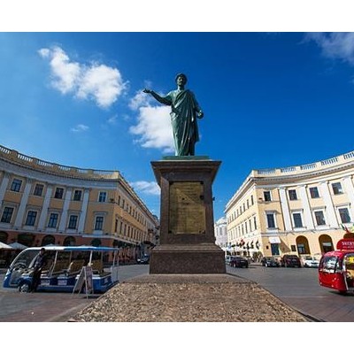 乌克兰最新经济资讯：国际储备增长3亿美元，国际贷款可达30亿美元